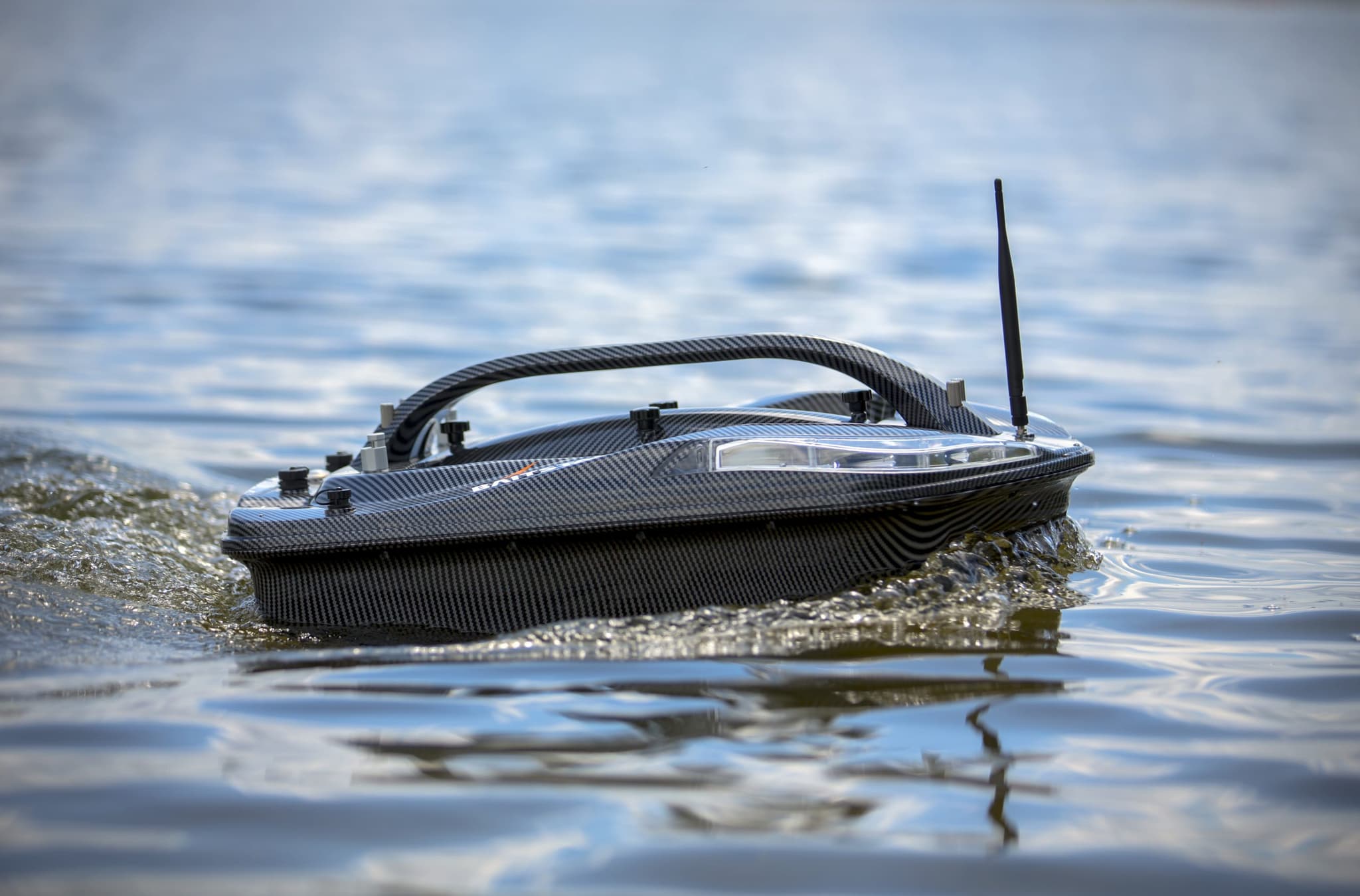 Baitboat DIY: Schritt-für-Schritt-Anleitung zum Bau Ihres eigenen Köderbootes