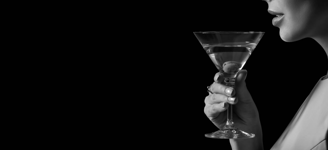 Cocktailkurs Berlin: Erleben Sie die Kunst des Cocktailmixens mit einem optionalen Buffet